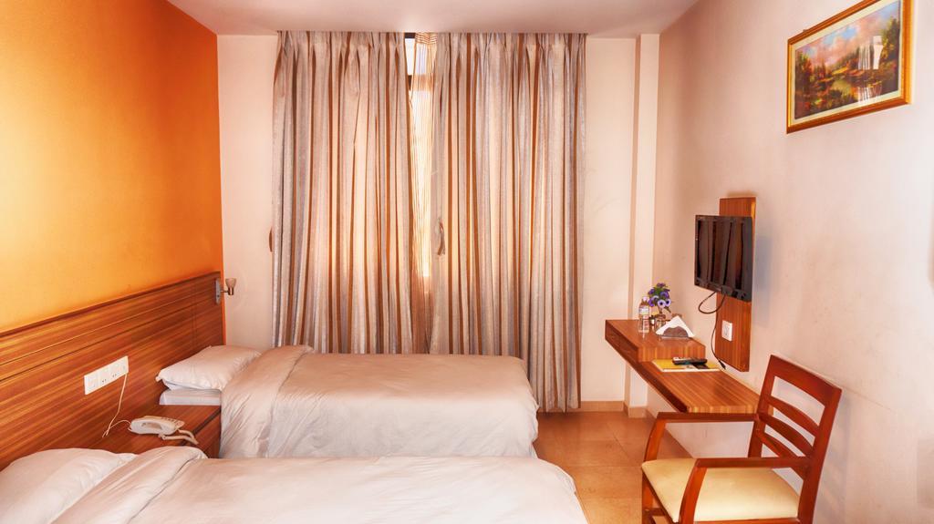 Aryal International Hotel Katmandu Værelse billede