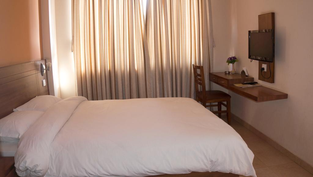 Aryal International Hotel Katmandu Værelse billede